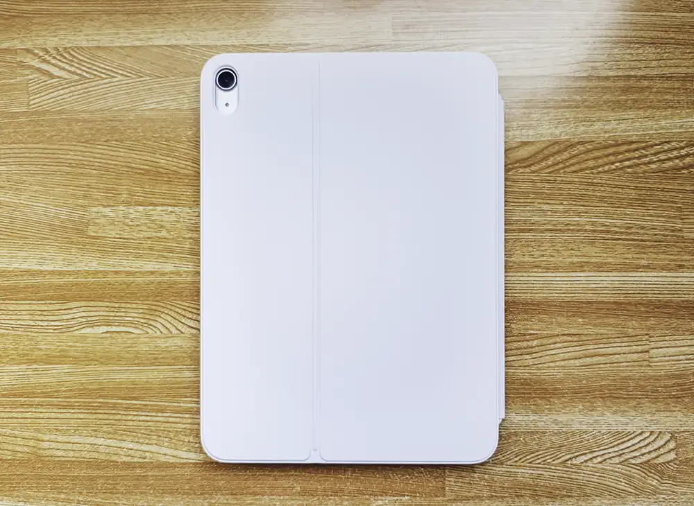 iPad第10世代用のMagic Keyboard Folioレビュー！Magic Keyboardとの
