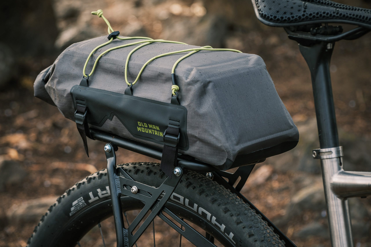 革新的なバイクパッキング用品が登場、新製品3種発売開始｜OLD MAN