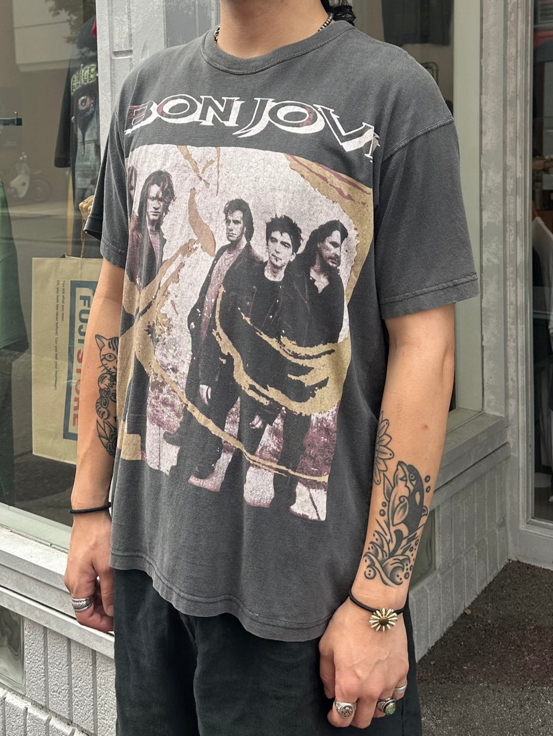 90's BON JOVI「Keep The Faith World Tour」バンドTシャツ – FUJI STORE