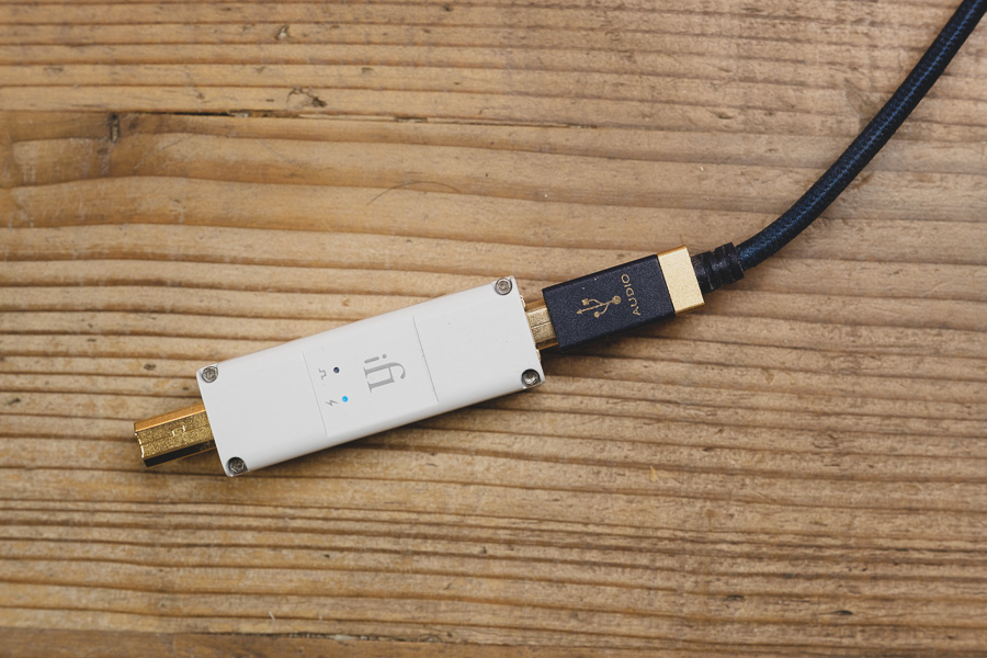 iFi audio「iSilencer+」と「iDefender+」で USB接続のノイズ対策強化
