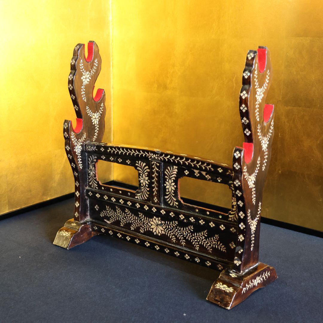 骨董品 刀掛け 螺鈿細工