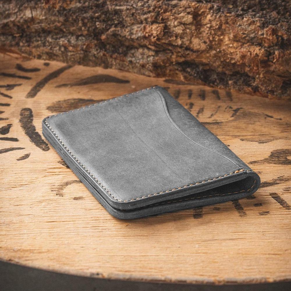 シンプルな革の名刺入れ【グレー】 | JTBのふるさと納税サイト [ふるぽ]