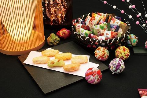 金澤兼六製菓 金澤小町（おかき6種類の詰合せ1箱150g×15箱） | JTBの