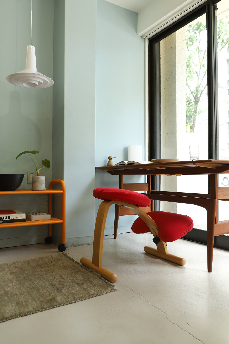 リボ バランスチェア イージー 北欧デザイン/Rybo Balance Easy Chair