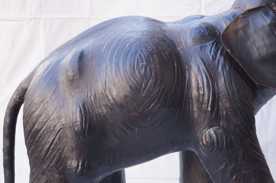 ヴィンテージ レザー製ゾウのオブジェ/Vintage Elephant Leather