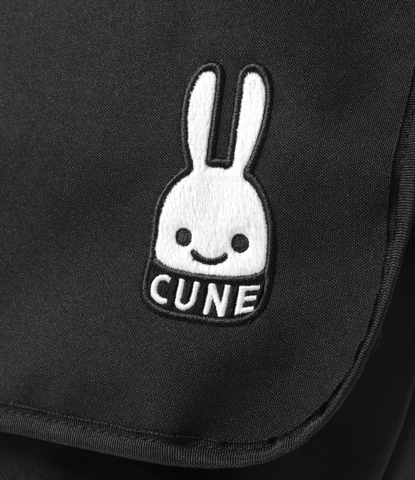 CUNE® 【付録】 キューン ウサギワッペン付き メッセンジャーバッグ