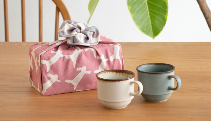 50 ミナ ペルホネン 両面 run run run グレー/ピンク | ふろしき むす