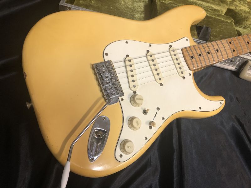 Fender USA / Stratocaster White 1974-75年製 - HR/HMギター専門店