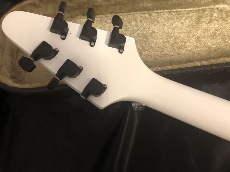 Aria Pro II / FV-550 White - HR/HMギター専門店 FUTURE WORLD