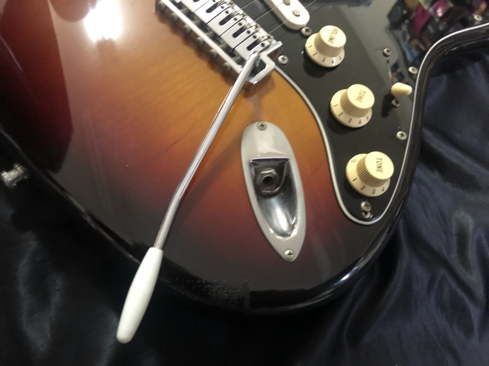 Fender Japan / ST72-86DSC ラッカー塗装 - HR/HMギター専門店 FUTURE