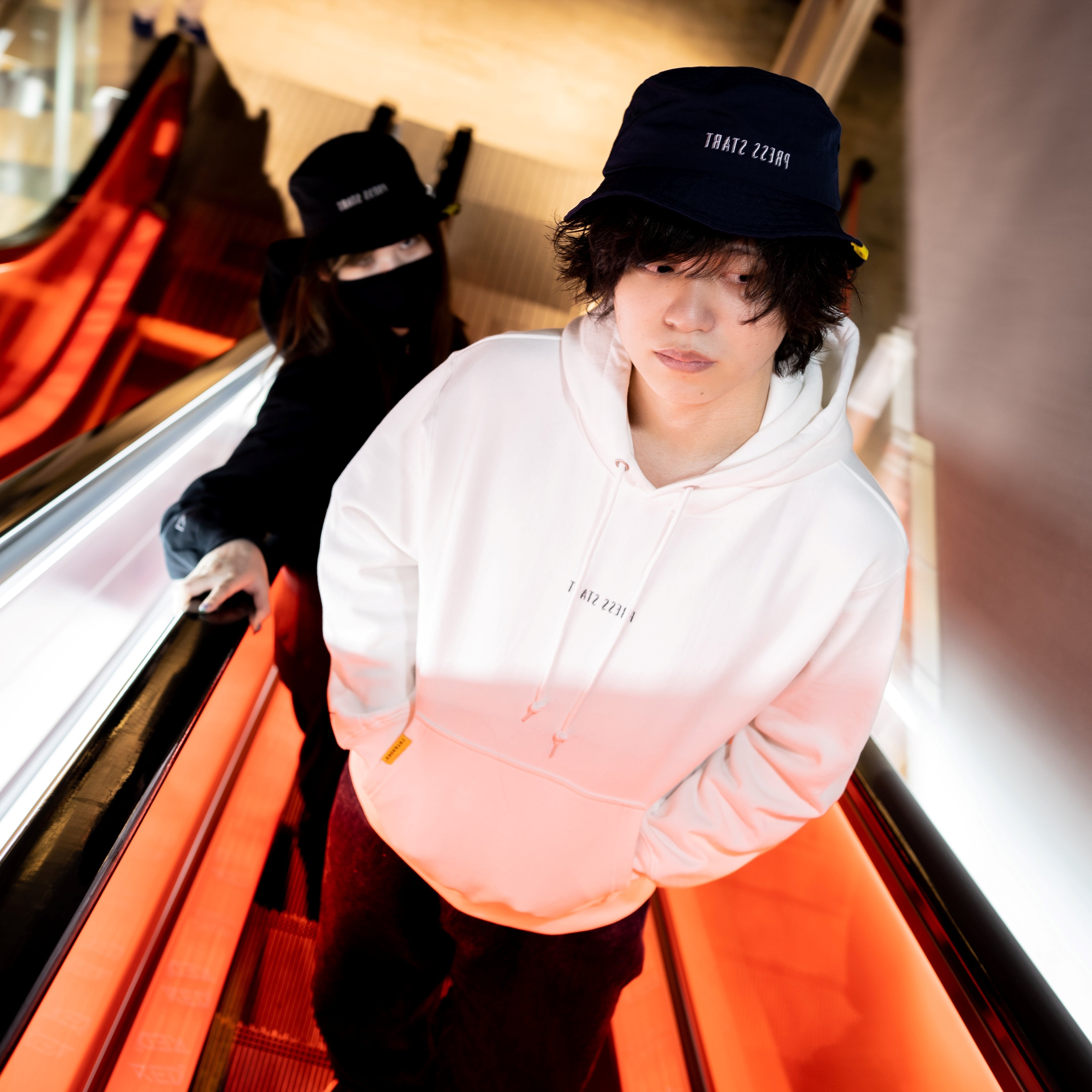 TЯATƧ ƧƧƎЯᑫ バケットハット ブラック – FUTAROKU