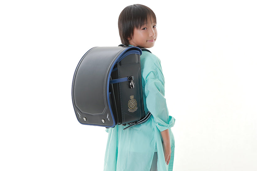 グランコンパクト Wow!!】2026 男の子 ブラック×メタリックブルー | 大