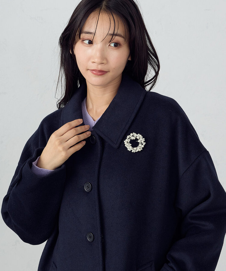 プラスチックパール サークルブローチ（12-83AI02-204）｜コムサイズム