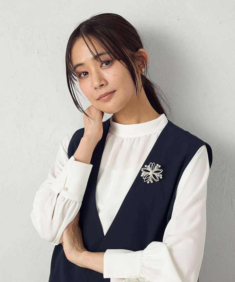 フラワーブローチ（12-83AI03-204）｜コムサイズム（COMME CA ISM