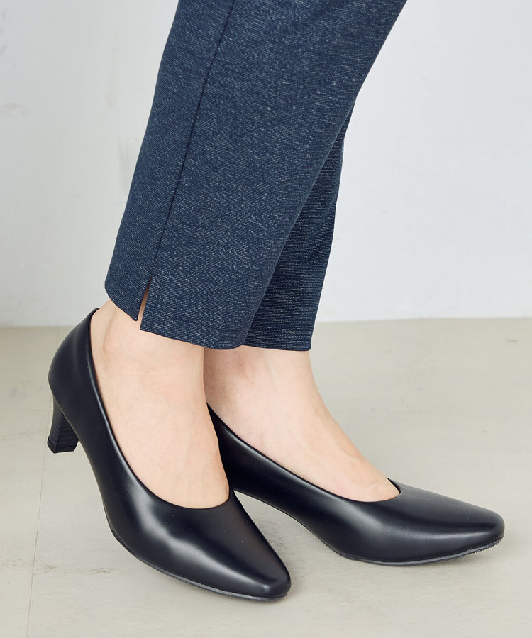 スクエアトゥブラックパンプス（12-88ZK02-205）｜コムサイズム（COMME