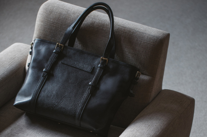 7QS-R(ナナキューエス-アール)ZIPトートバッグ｜最高級のメンズ革製品