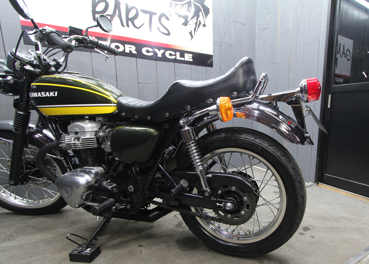 W400/W650/W800用テールランプブラケット | ギャングパーツeショップ