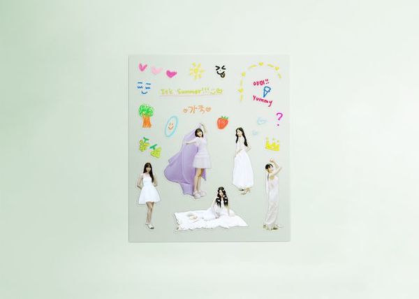 LE SSERAFIM】直筆サイン入りチェキが当たる！写真集『LE SSERAFI'M