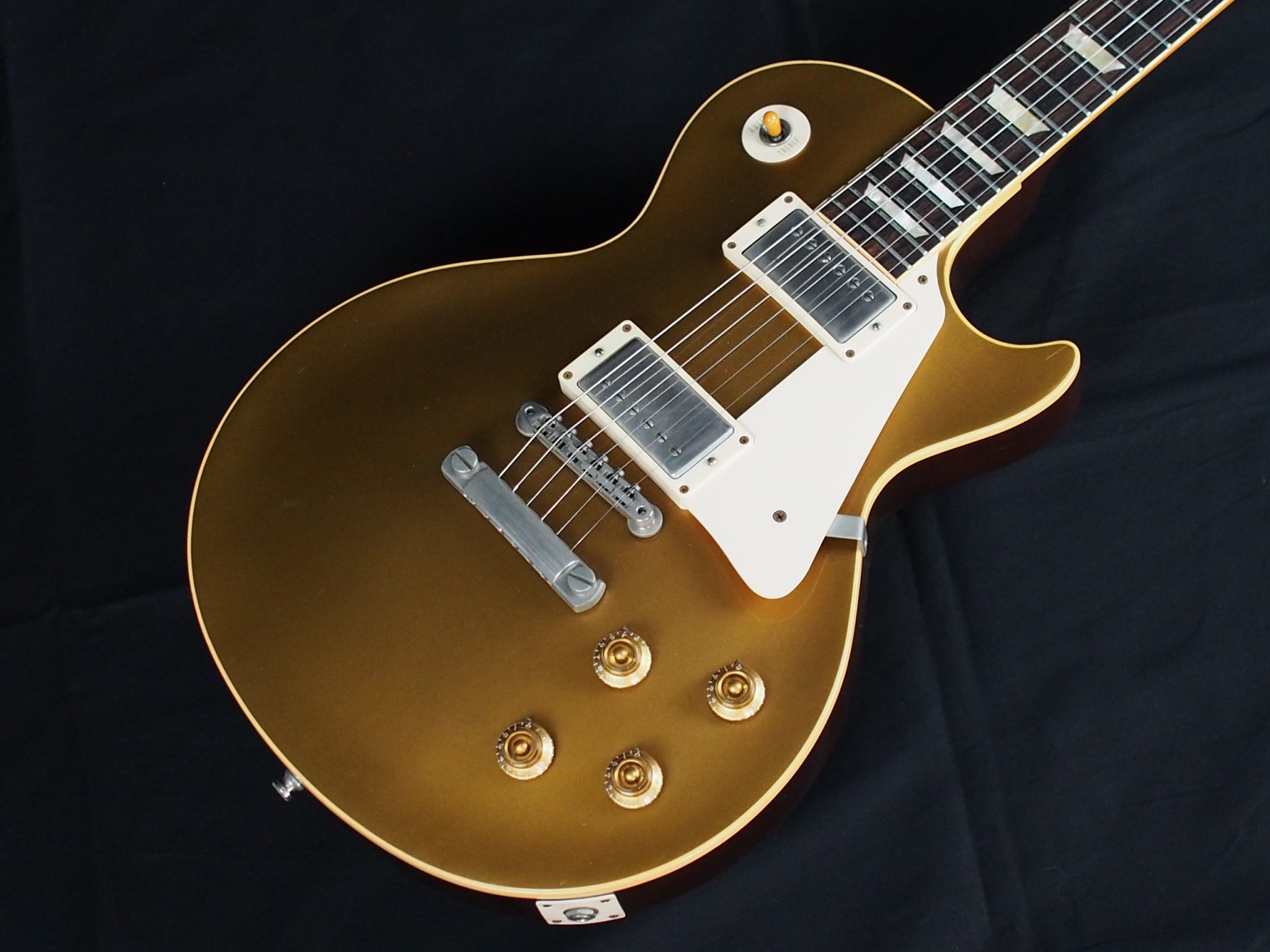 買取情報】これぞレスポール！57年仕様のゴールド・トップ『Gibson