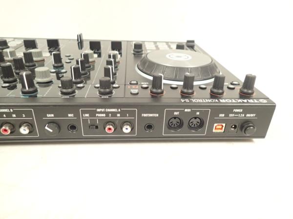 高額買取実施中!!】NATIVE INSTRUMENTS DJ TRAKTOR KONTROL S4 MK2