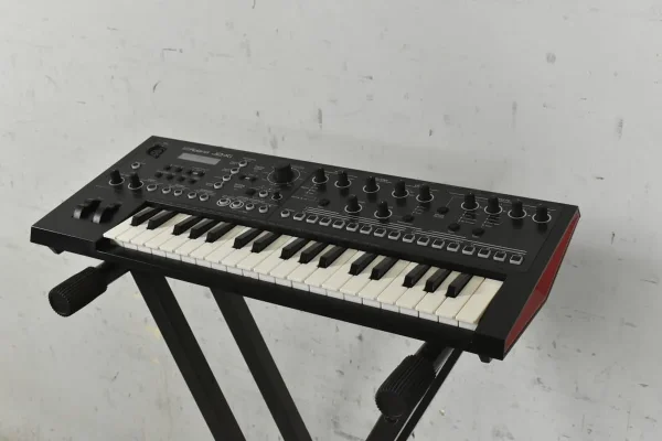 Roland ローランド ステージピアノ RD-300NX - 楽器の買取屋さん｜最短