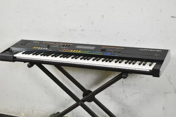 Roland/ローランド ショルダーキーボード シンセサイザー Lucina AX-09