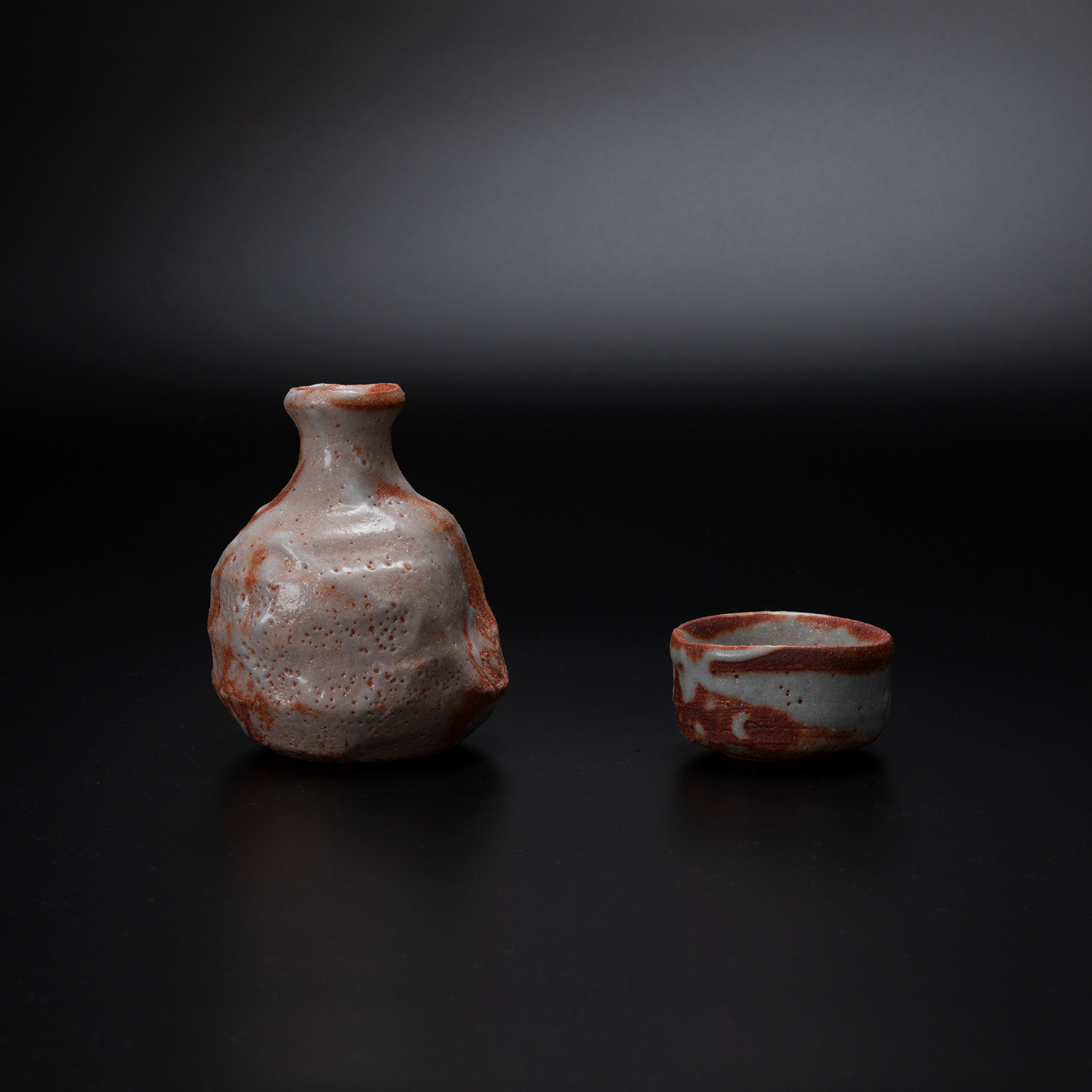 志野徳利とぐい呑み｜日本の伝統美を体感する酒器