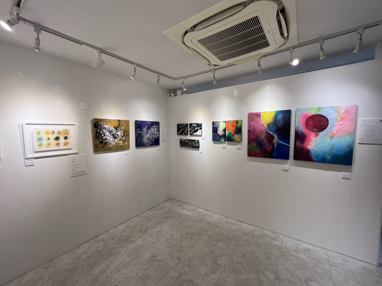 2/17 – 2/21Sense2026AND LINKS81 2F - GALLERY AND LINKS81