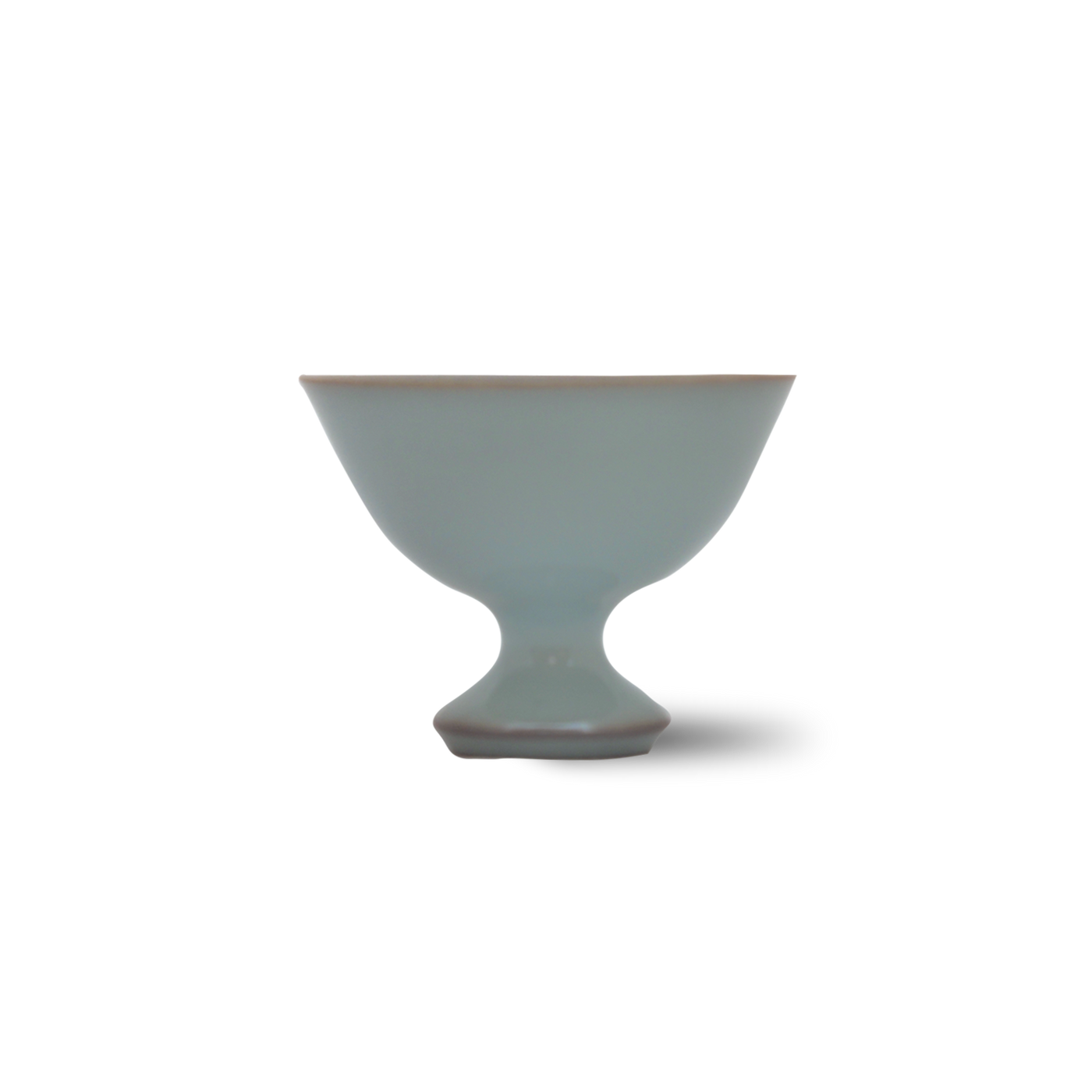 川瀬忍 青磁馬上盃 – Gallery Nisui
