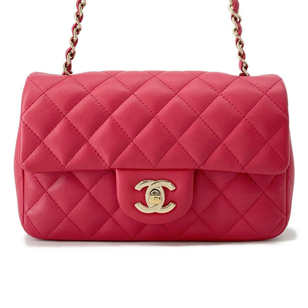 シャネル ノベルティ マトラッセ チェーンベルトバッグ 2023年イヤーズ