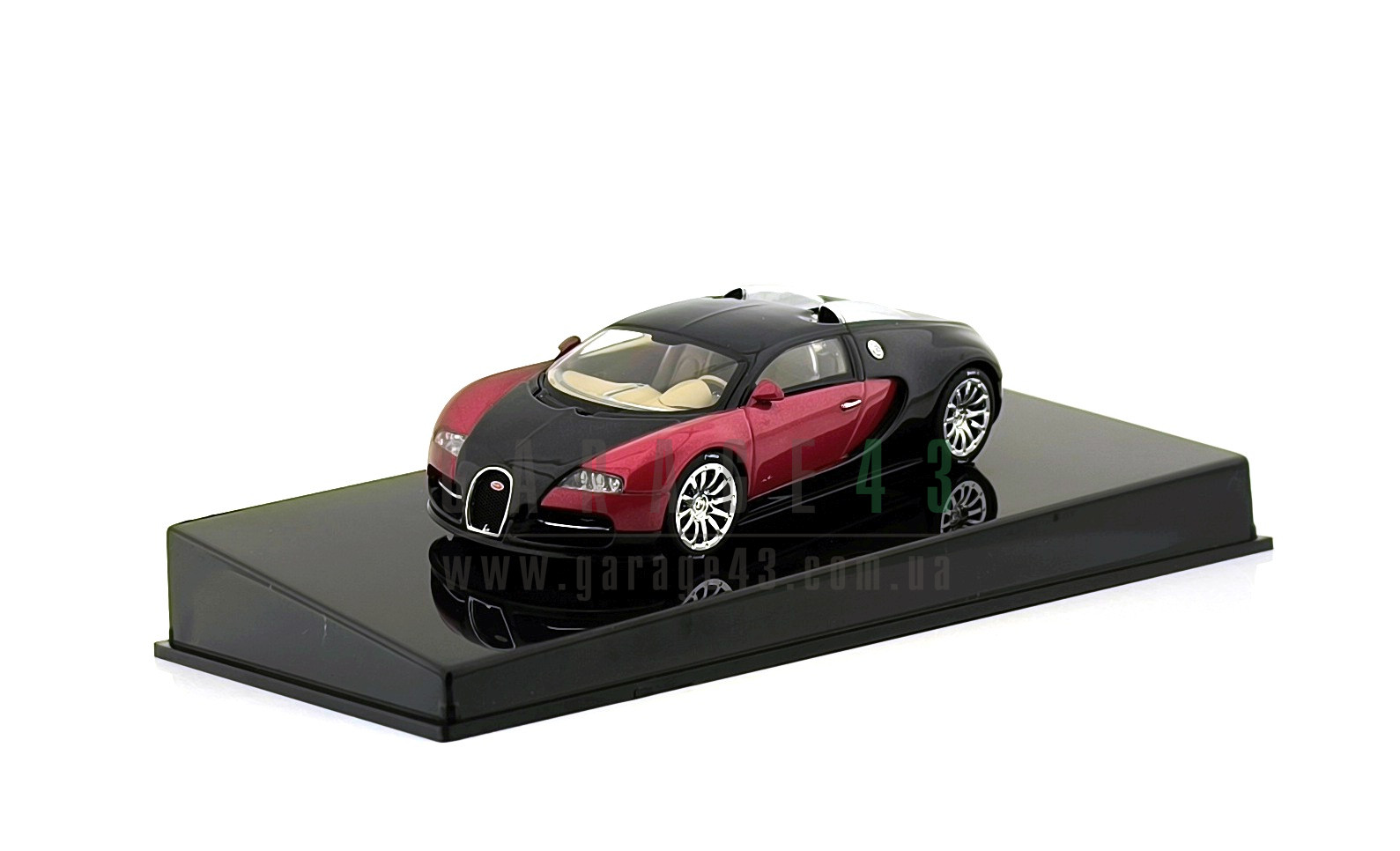 Garage43 - Дорожні автомобілі - Модель автомобіля 1/43 Bugatti