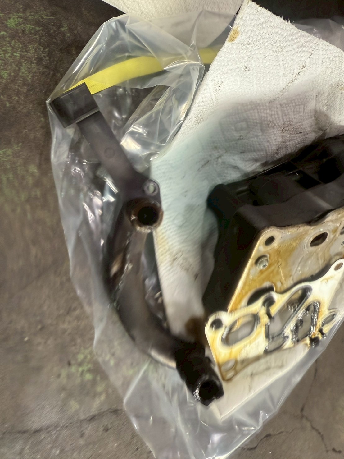 メルセデス・ベンツ｜W212前期｜Eクラス】エンジンオイルフィルター