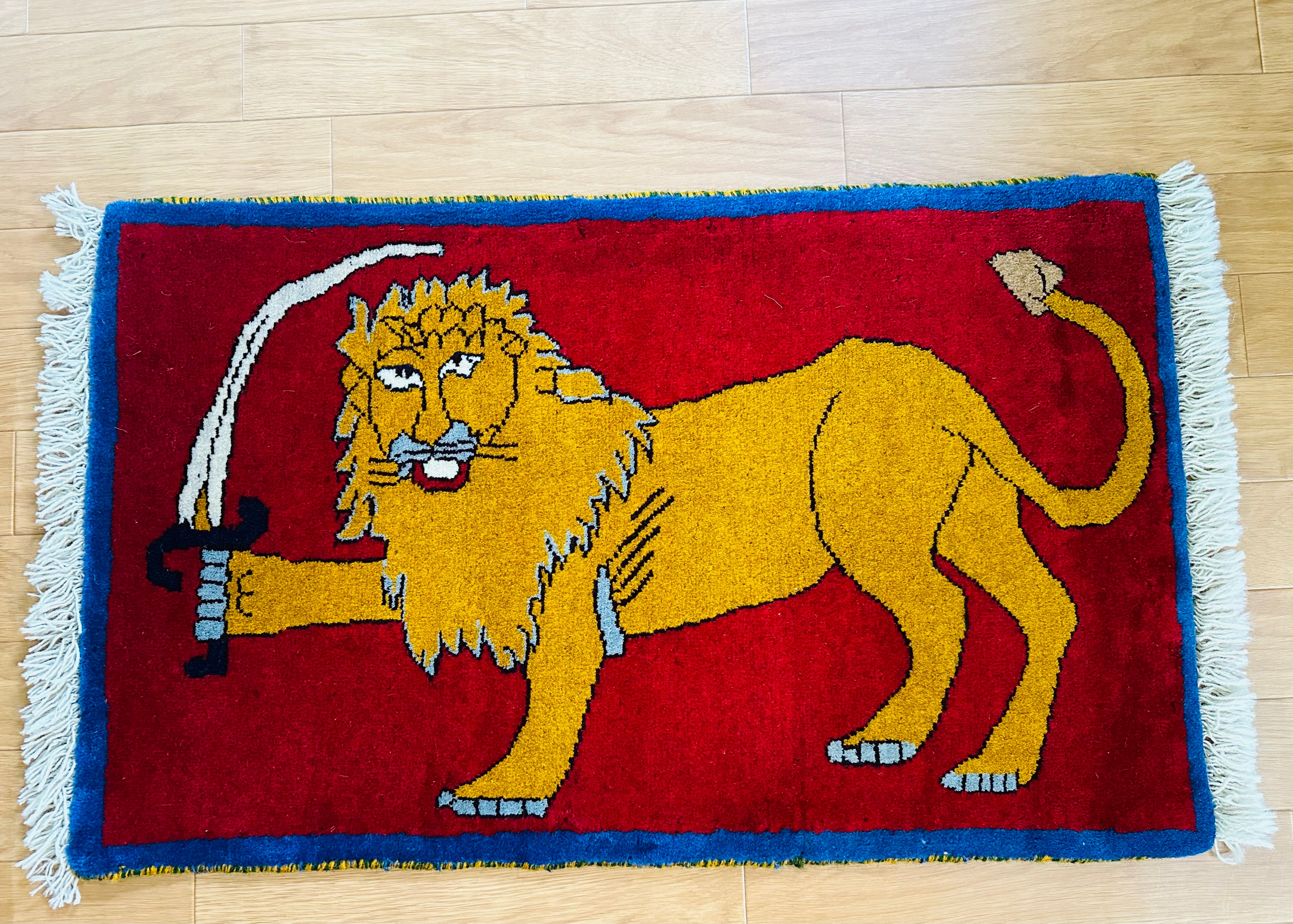 トライバルライオンラグ 92×57cm 手織り緑【送料無料☆返品保証】 (LO