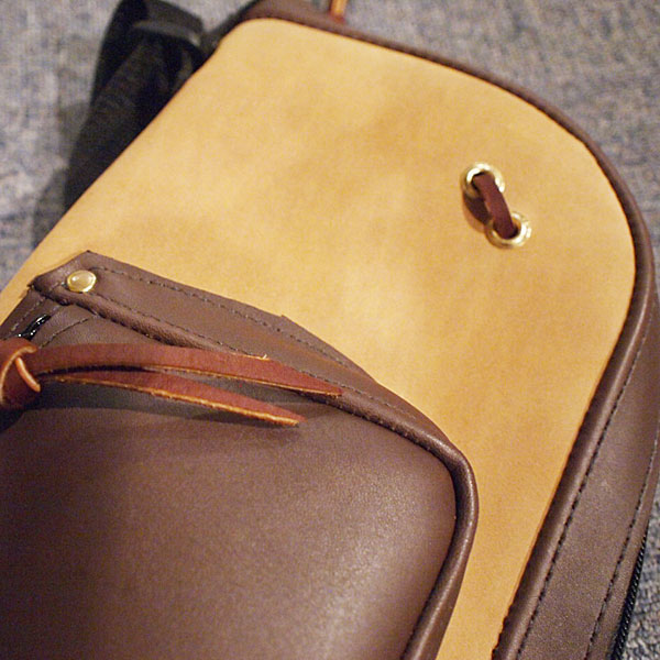 GATEWAY > ケース > 本皮ケース