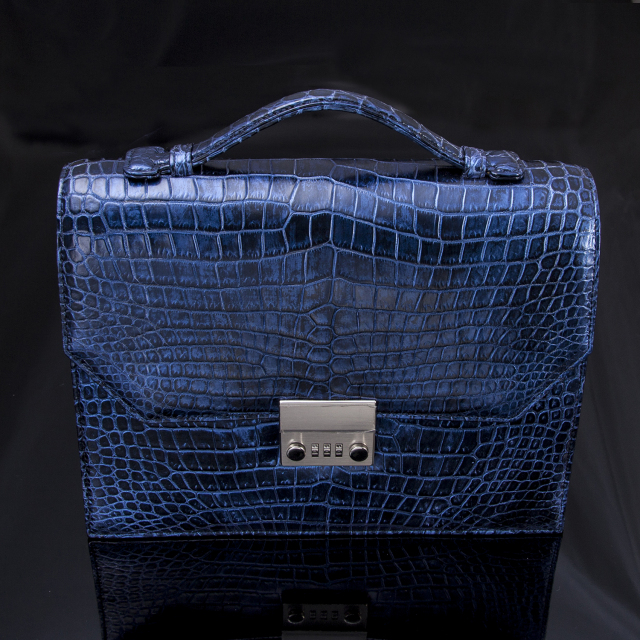 クロコダイルブリーフケース ミッドナイトブルー[0615KA12