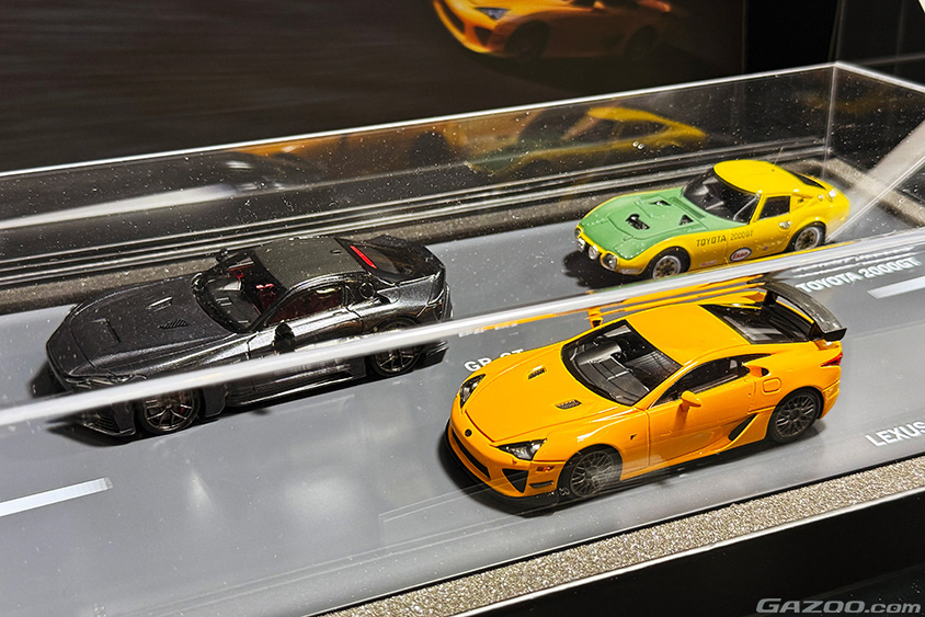 人はナゼ、長蛇の列を作り並ぶのか?『限定ミニカー』に集まった熱狂