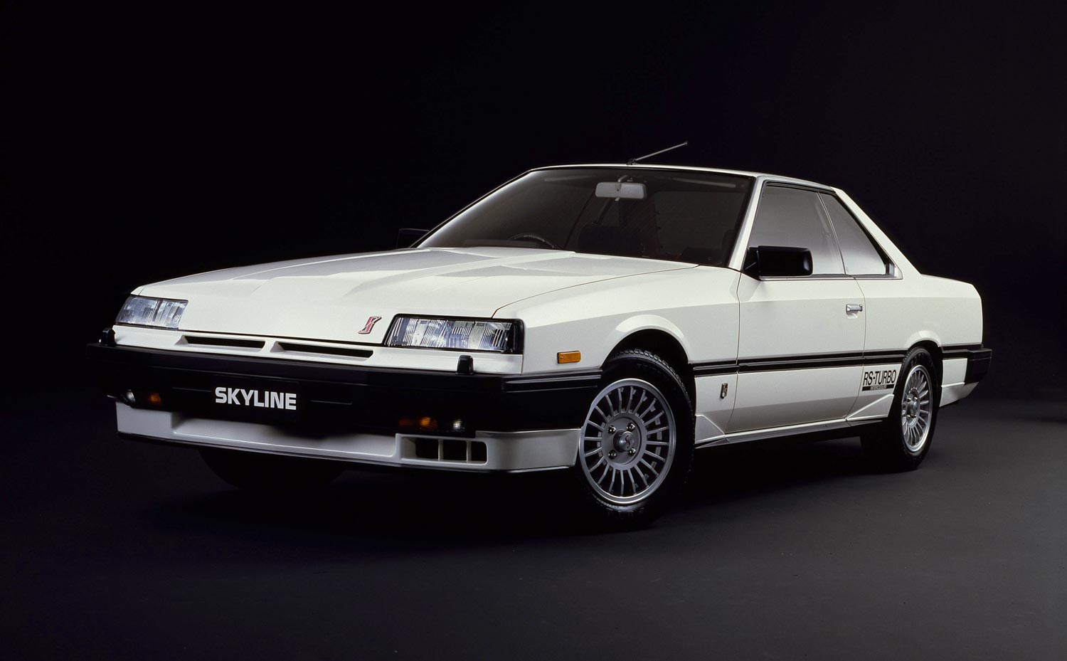 日産・スカイライン2000ターボRS…日本生まれのターボ車特集 | クルマ