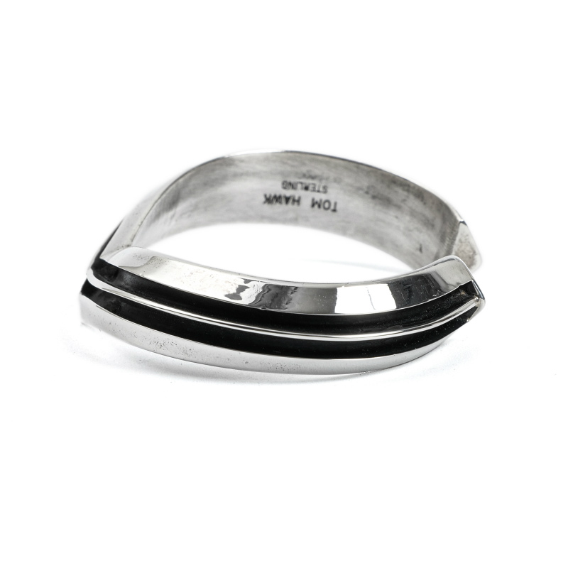 ◇sizeM トムホーク Vライン バングル｜マライカ公式通販