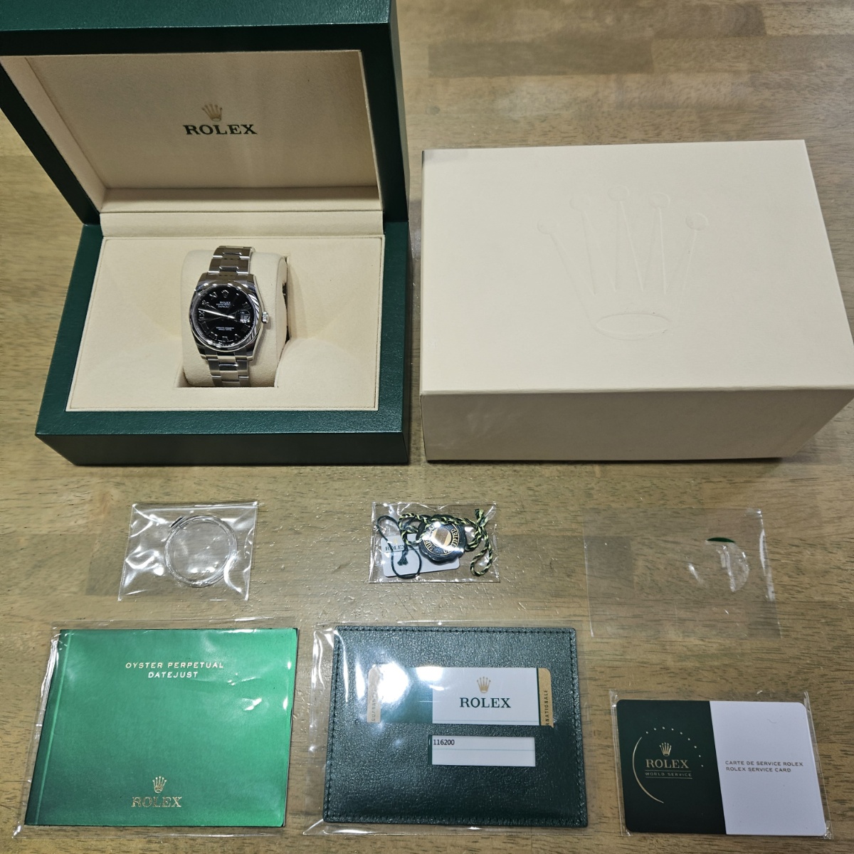 ロレックス デイトジャスト36 ブラックサンビーム文字盤 116200 2017年