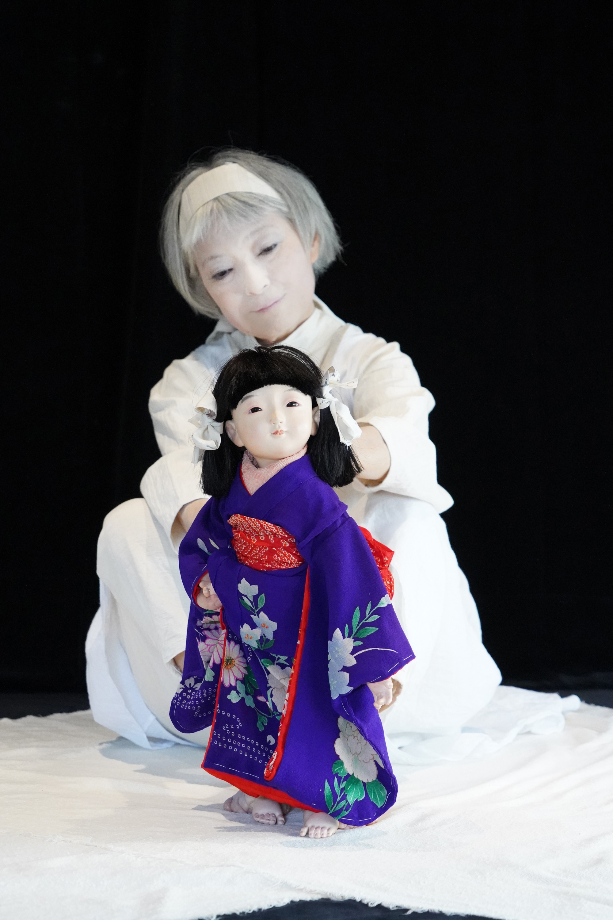 KUROSOLO五番『市松さん』 - genre:Gray 利己的物体と奉仕的肉体による