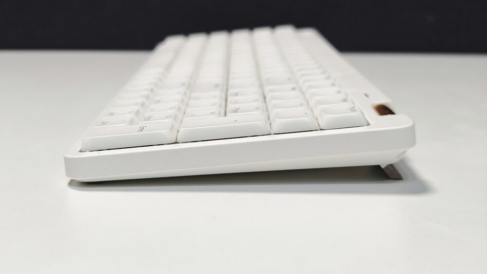 レビュー】Lofree Flow Lite 100、超薄型デザインが魅力のロープロ