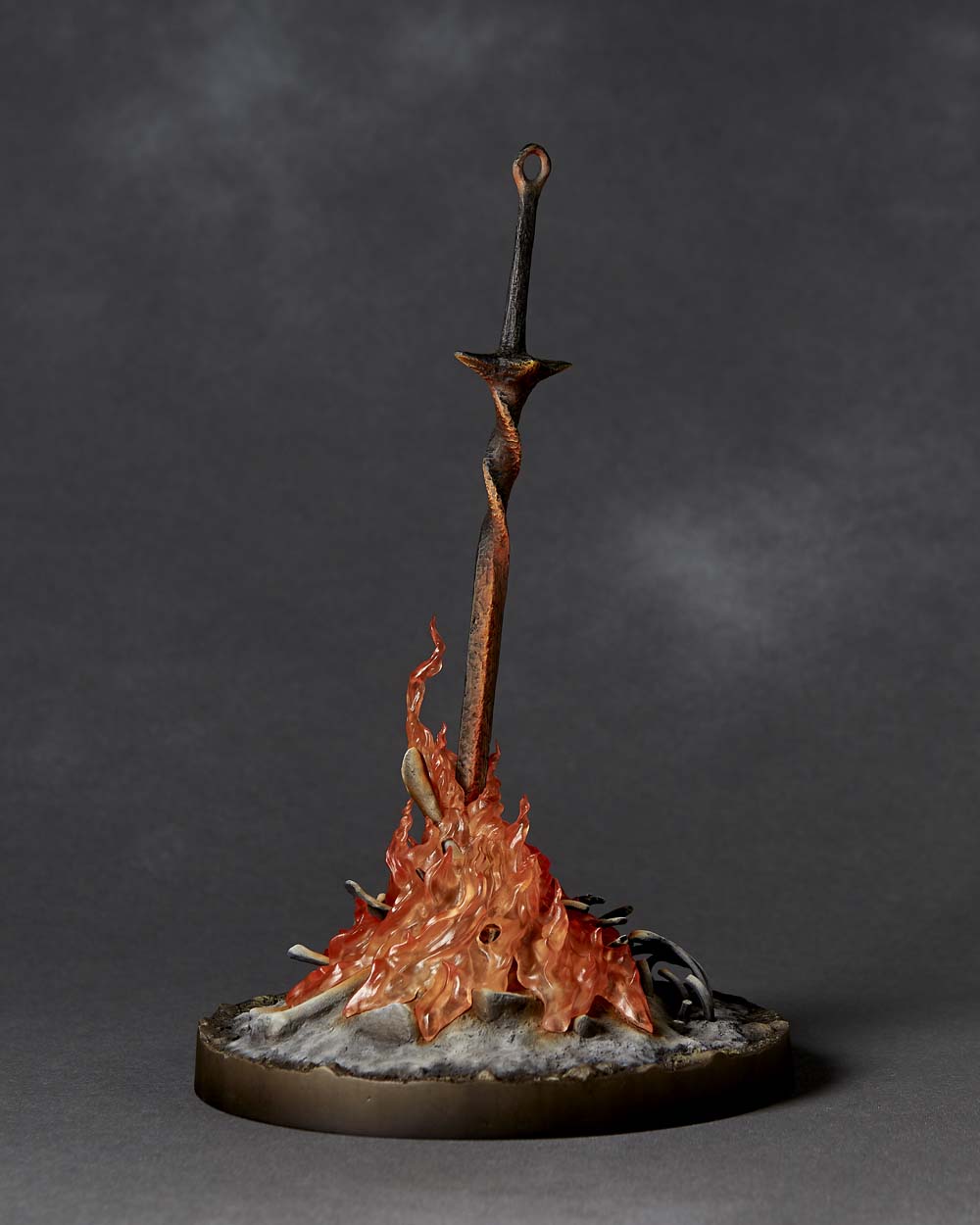 篝火 1/6スケール ライトアップスタチュー | Gecco