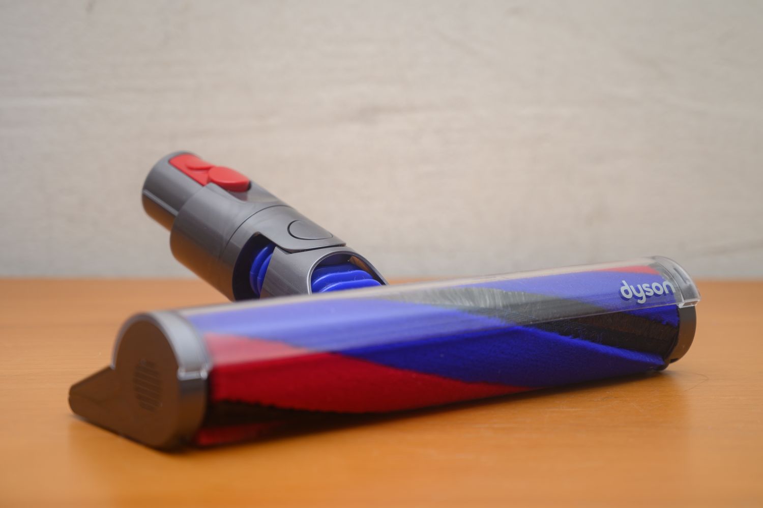 Geek Review: Dyson Digital Slim Fluffy Extra | Geek Culture