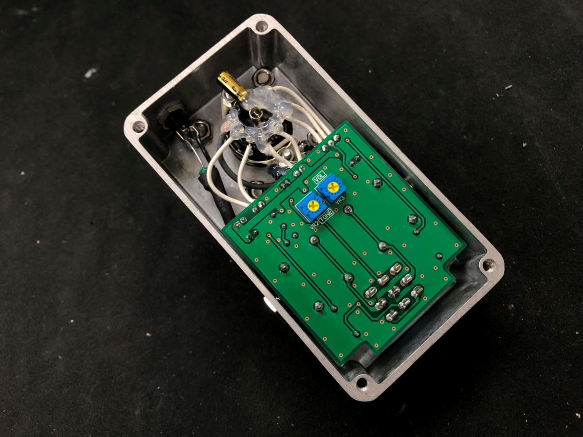 ベーシストこそ注目するべき真空管ブースター Beyond Tube Booster