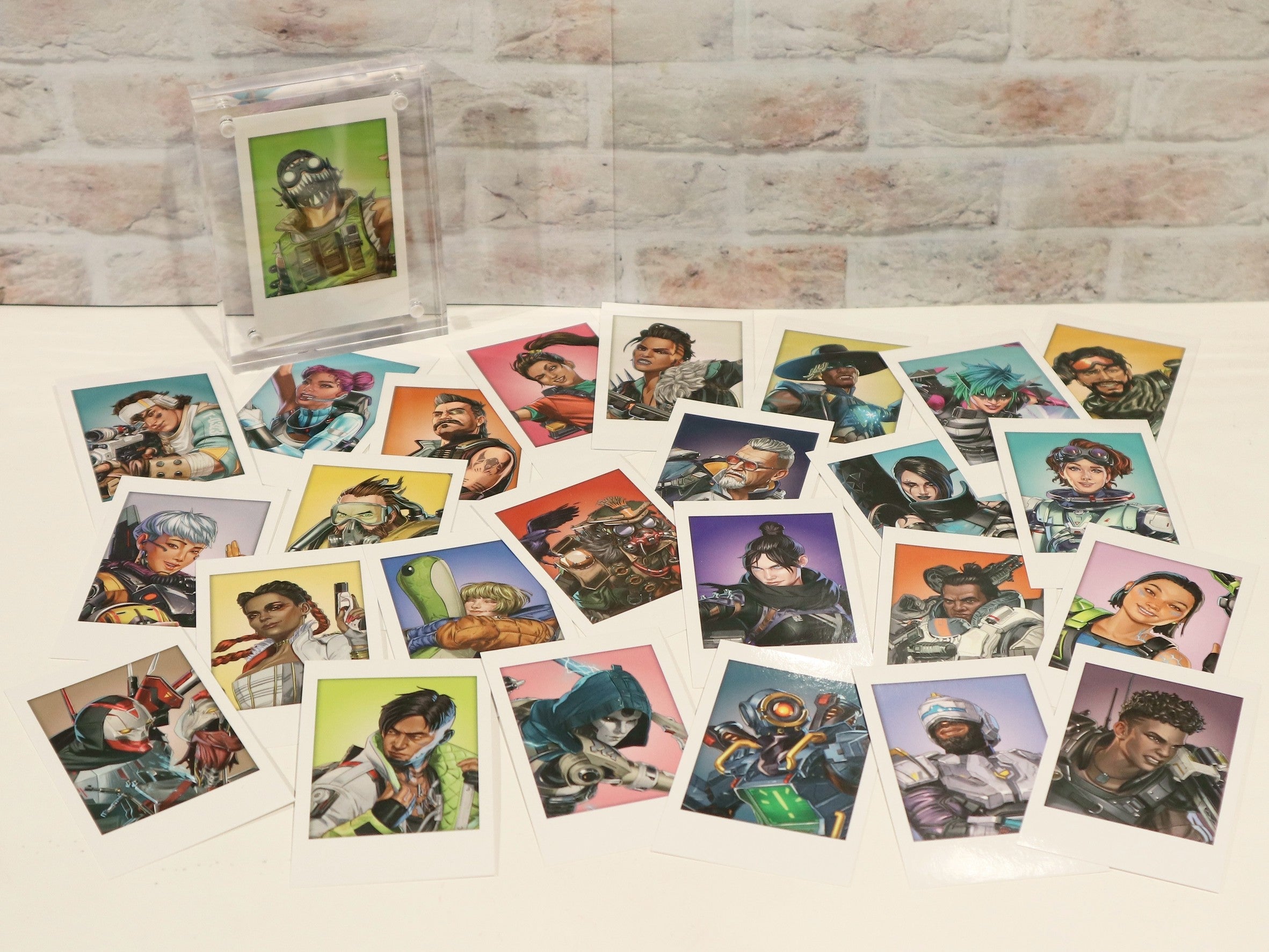 Apex Legends トレーディングフォト風カード – インフォレンズ・ギーク