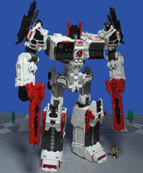 トランスフォーマー ジェネレーションズ TG-23 メトロプレックス