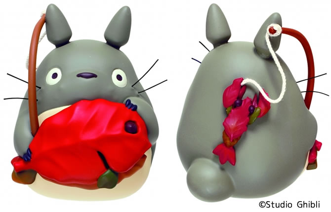 となりのトトロ』グッズから、お正月にピッタリな「めでたいお飾り」が