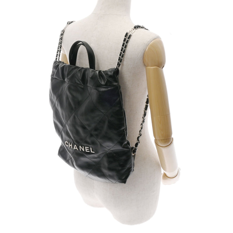シャネルシャネル22ライン バックパック ブラック シルバー金具