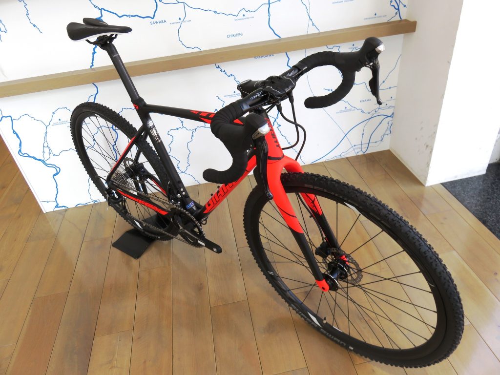 シクロクロスバイク「TCX SLR2」で秋冬を楽しむ。 ｜ ジャイアント