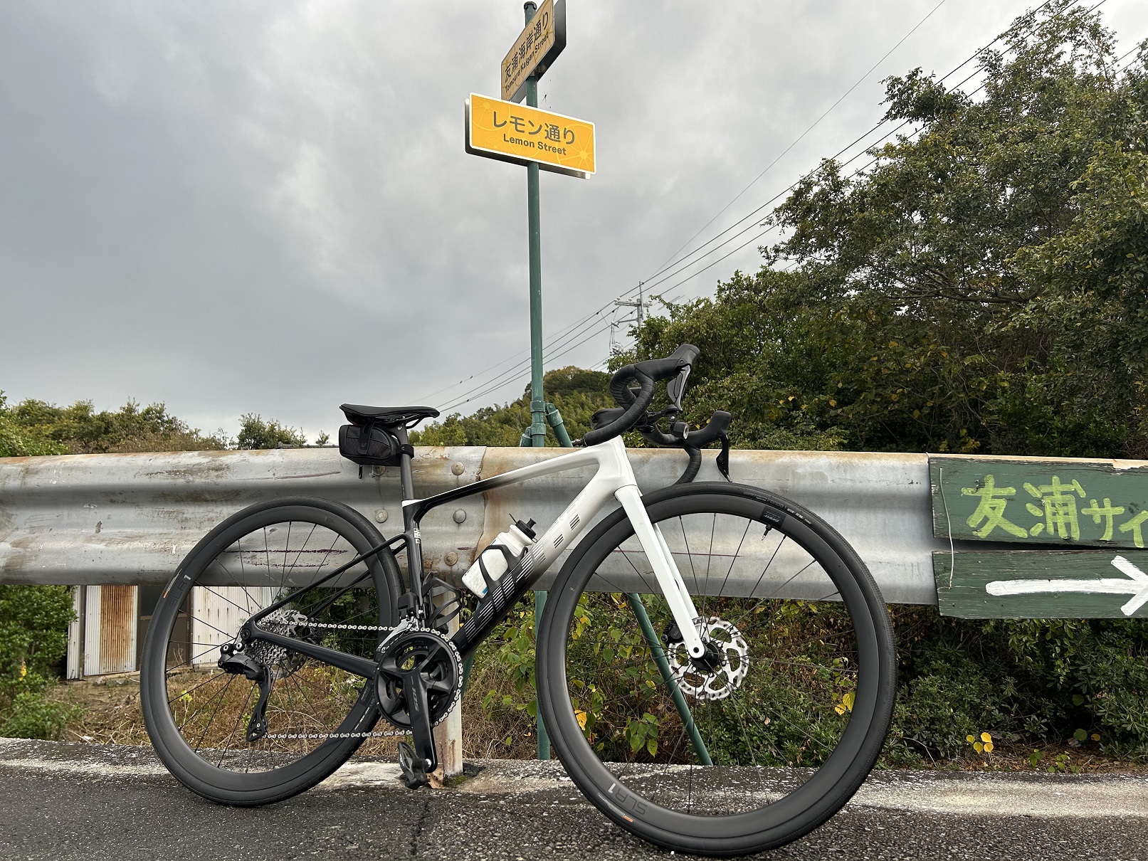 お乗りいただけます】新型 DEFY ADVANCED 2 ｜ ジャイアントストア今治